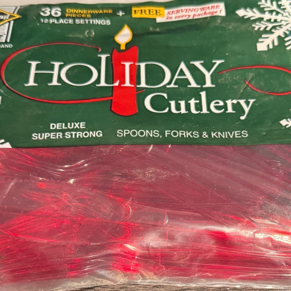 Diamond Holiday Cutlery Deluxe Super Extra Strong 36 Pieces Red Serves 12